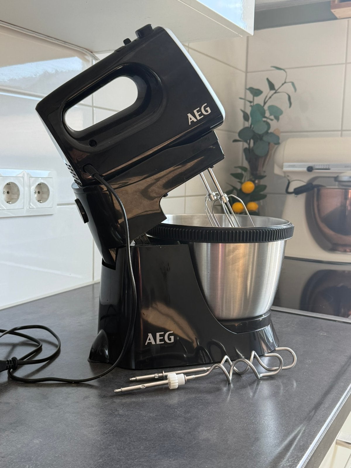 AEG keukenmachine, Ophalen, Zo goed als nieuw, 3 snelheden of meer