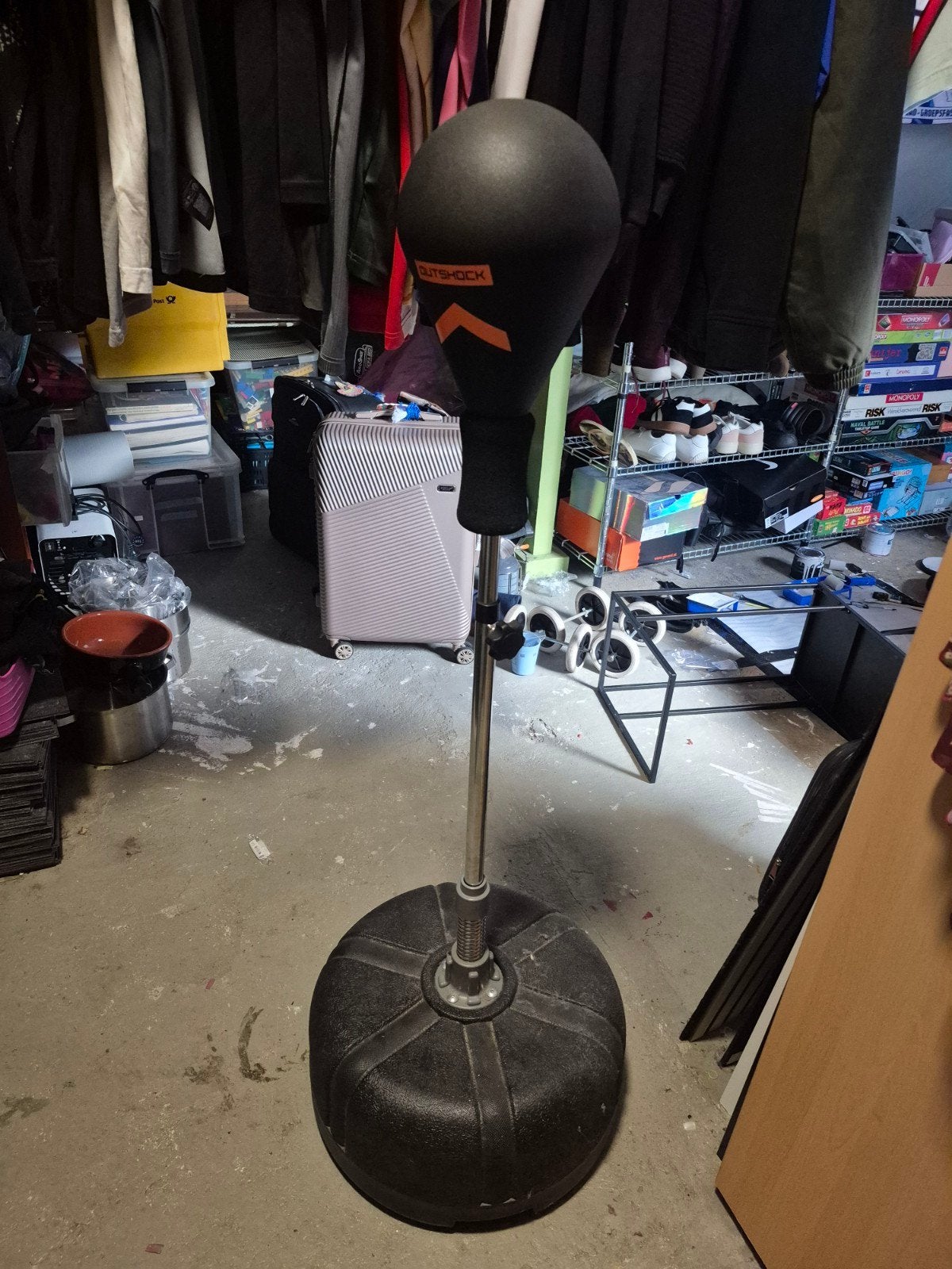 Outshock reflex boksbal op standaard., Sport en Fitness, Ophalen, Bokszak