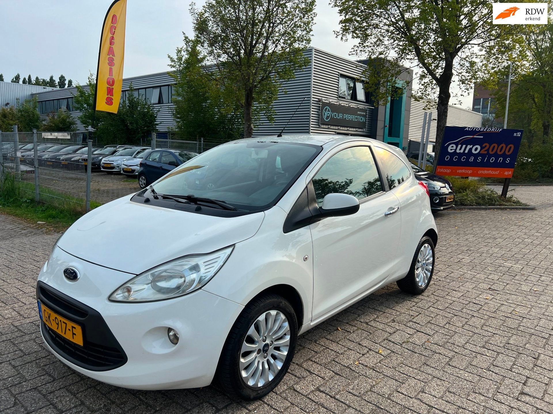 Ford Ka 1.2 Limited - AIRCO - NIEUWE APK - ZONDAG OPEN !, Voorwielaandrijving, Euro 5, Gebruikt, 4 cilinders