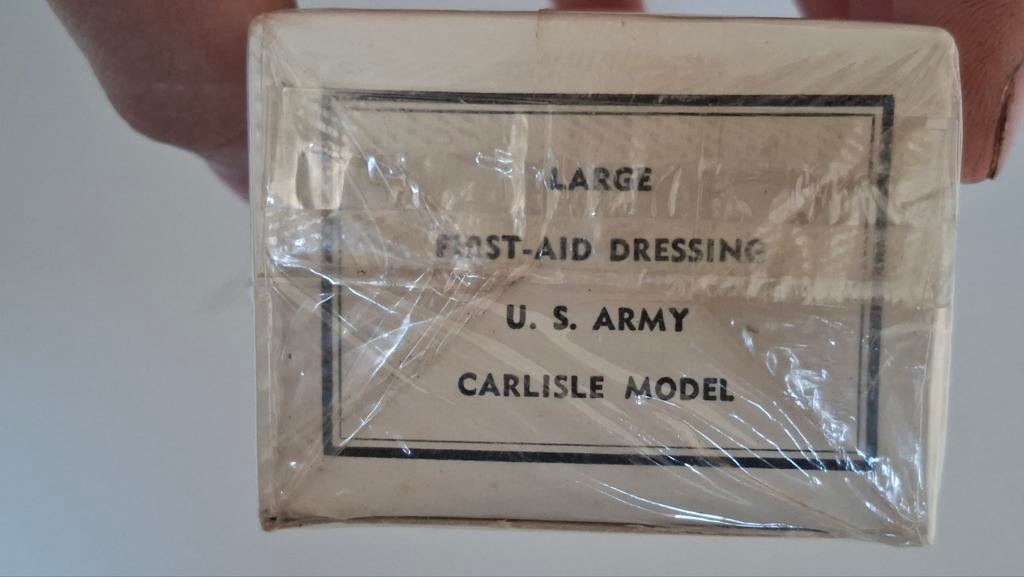 WW2 US Army Carlisle Model Verbanddoos - Nieuw in Doos, Ophalen of Verzenden, Landmacht, Amerika, Overige typen