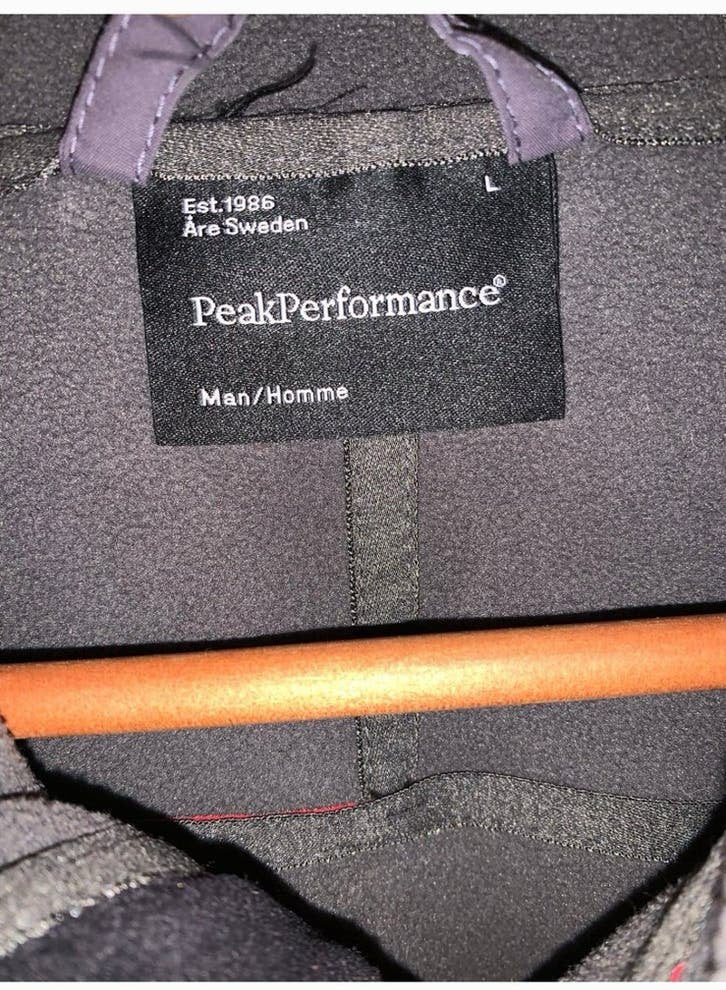Peak Performance jas maat L zgan, Kleding | Heren, Ophalen of Verzenden, Zo goed als nieuw, Maat 52/54 (L), Rood