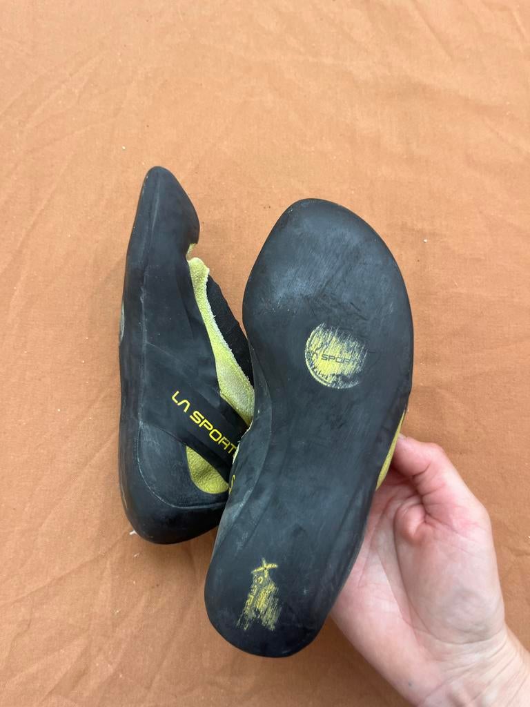 La Sportiva Klimschoenen Maat 35/36, Sport en Fitness, Klimsport, Ophalen of Verzenden, Gebruikt, Klimsportschoenen