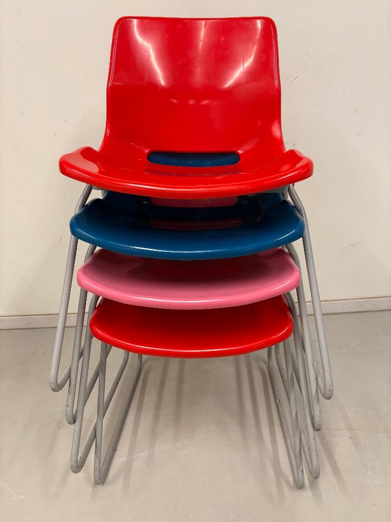 Stoelen met verrassende meeneemprijs (vraag ernaar), Ophalen, Gebruikt, Overige kleuren, Vergader stapelbaar