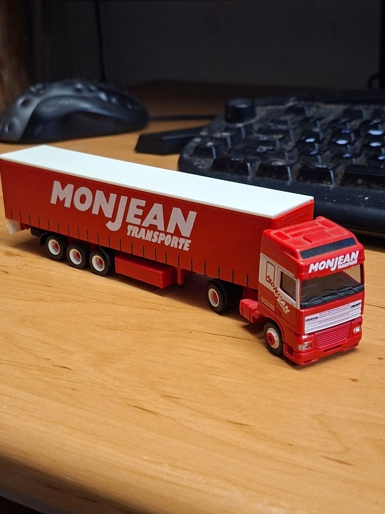 Herpa DAF XF Monjean, Ophalen of Verzenden, Zo goed als nieuw, Bus of Vrachtwagen, Herpa