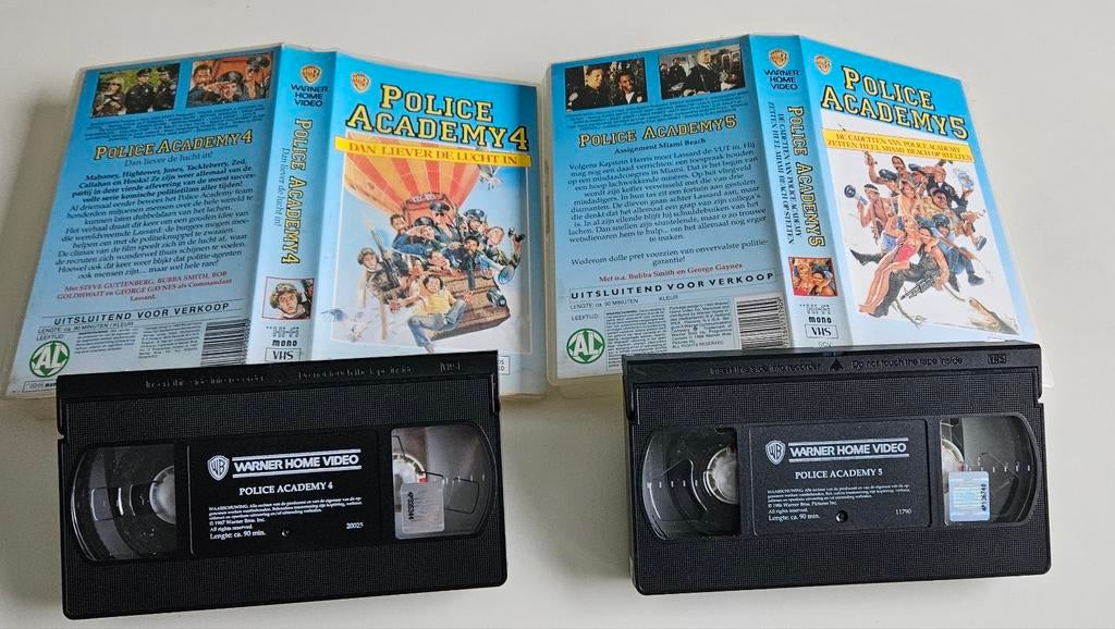 Police Academy 4 & 5 VHS, Alle leeftijden, Ophalen of Verzenden, Gebruikt