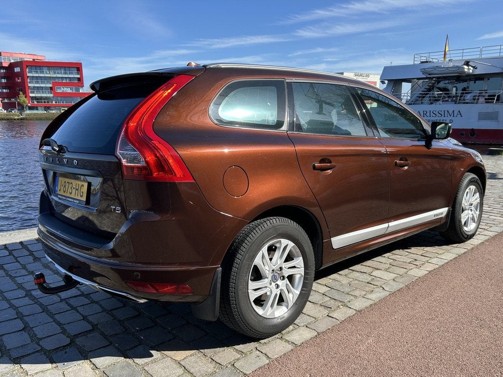 Volvo XC60 2.0 T5 FWD Summum Panodak Leder Airco/ECC APK, 15 km/l, Gebruikt, Bedrijf, XC60