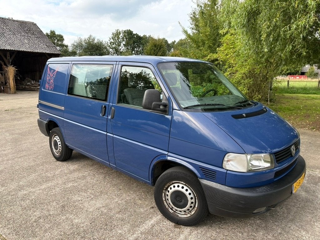 VW Transporter T4 dubbele cabine 2.5 TDI 0.8 65KW, Auto's, Voorwielaandrijving, Origineel Nederlands, Bluetooth, Grijs