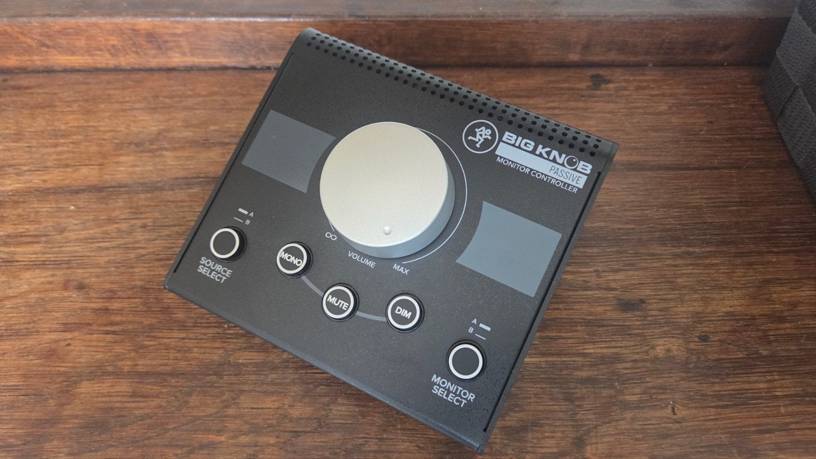 Mackie One Knob Monitor Controller (Passive), Muziek en Instrumenten, Ophalen of Verzenden, Zo goed als nieuw