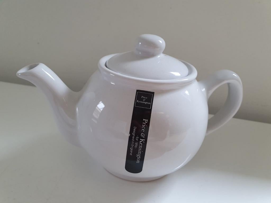 Price & Kensington theepot wit, Ophalen of Verzenden, Porselein, Overige stijlen, Overige typen