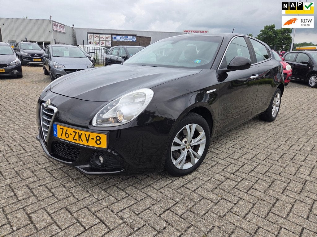 Alfa Romeo Giulietta 1.4 T Business Executive/NAVI/CRUIS, Auto's, Alfa Romeo, Voorwielaandrijving, Euro 5, Gebruikt, 4 cilinders