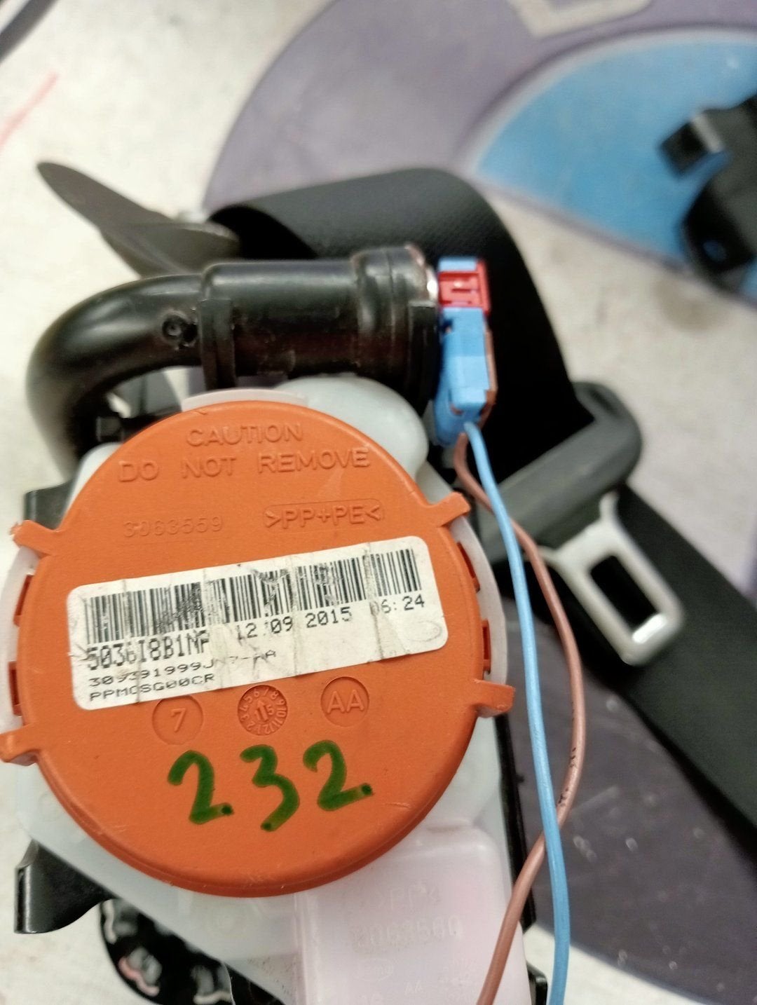 Veiligheidsgordel rechts-voor met artikelnummer 3063559Merce, Auto-onderdelen, Dashboard en Schakelaars, Gebruikt, -, Ophalen of Verzenden