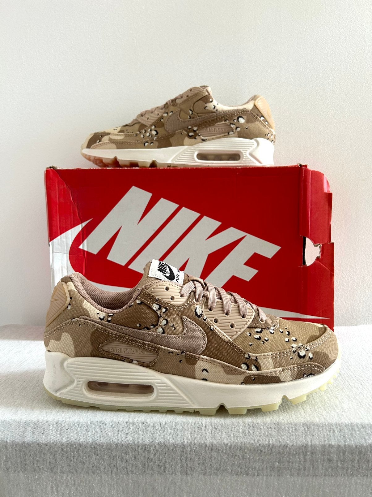 Nike Air Max 90 Desert Camo (EU 42,5), Kleding | Heren, Schoenen, Bruin, Nike, Ophalen of Verzenden, Sneakers of Gympen