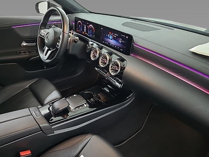 Mercedes-Benz CLA-Klasse 250 e Business Solution Luxury Limi, Auto's, Mercedes-Benz, Gebruikt, 4 cilinders, 15 kWh, Bedrijf