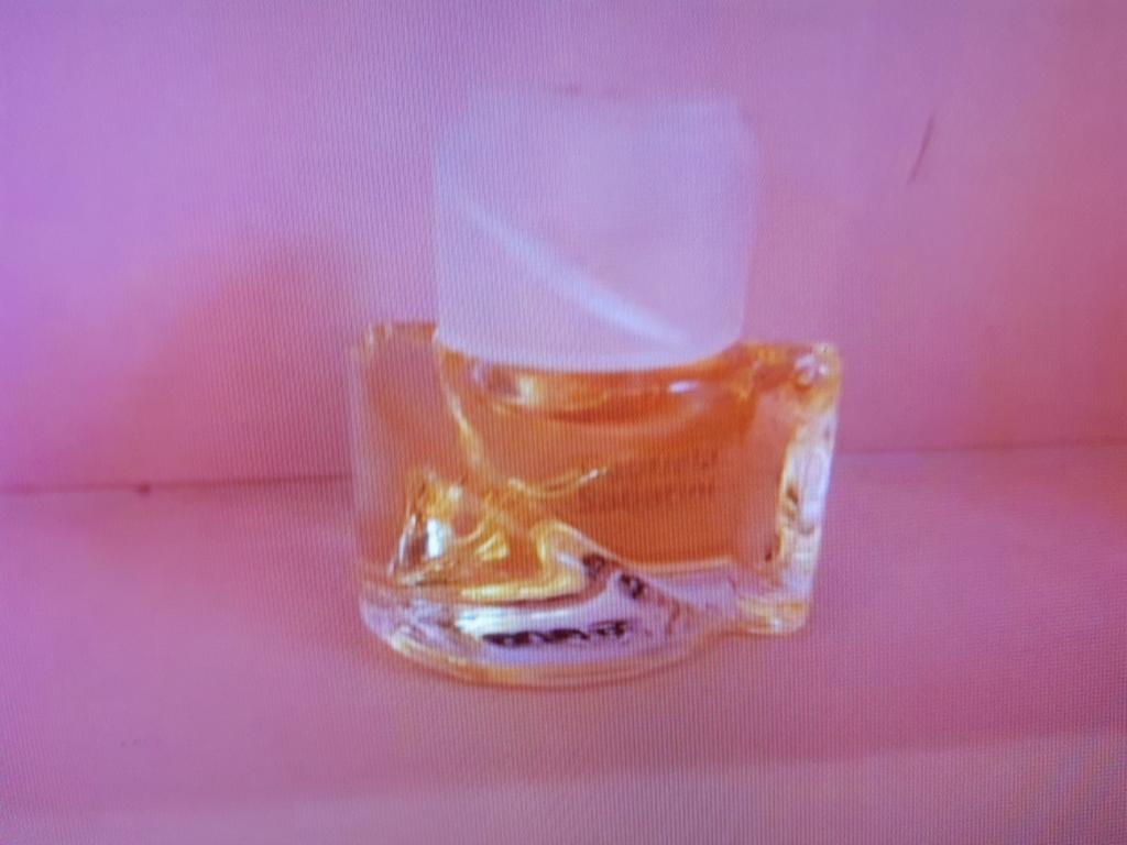 Parfum miniatuur Gabriela Sabatini, Ophalen of Verzenden, Zo goed als nieuw, Miniatuur, Gevuld