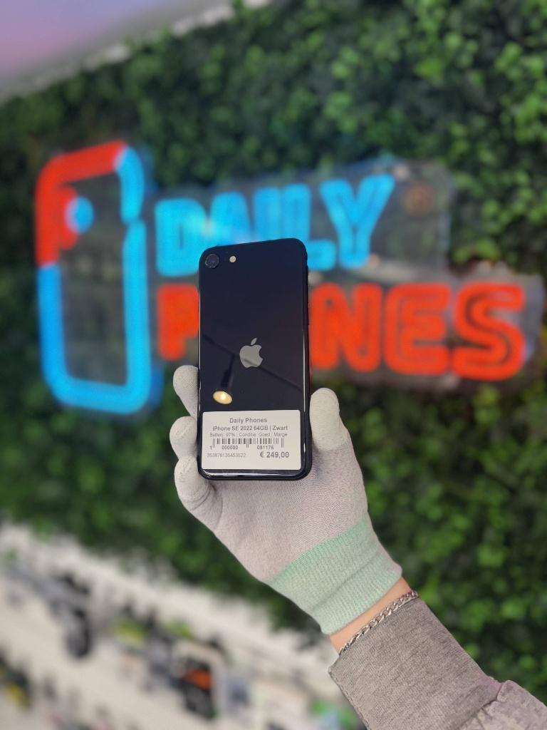 Zo goed als nieuw Apple iPhone SE 2022 64GB, Ophalen of Verzenden, Zo goed als nieuw