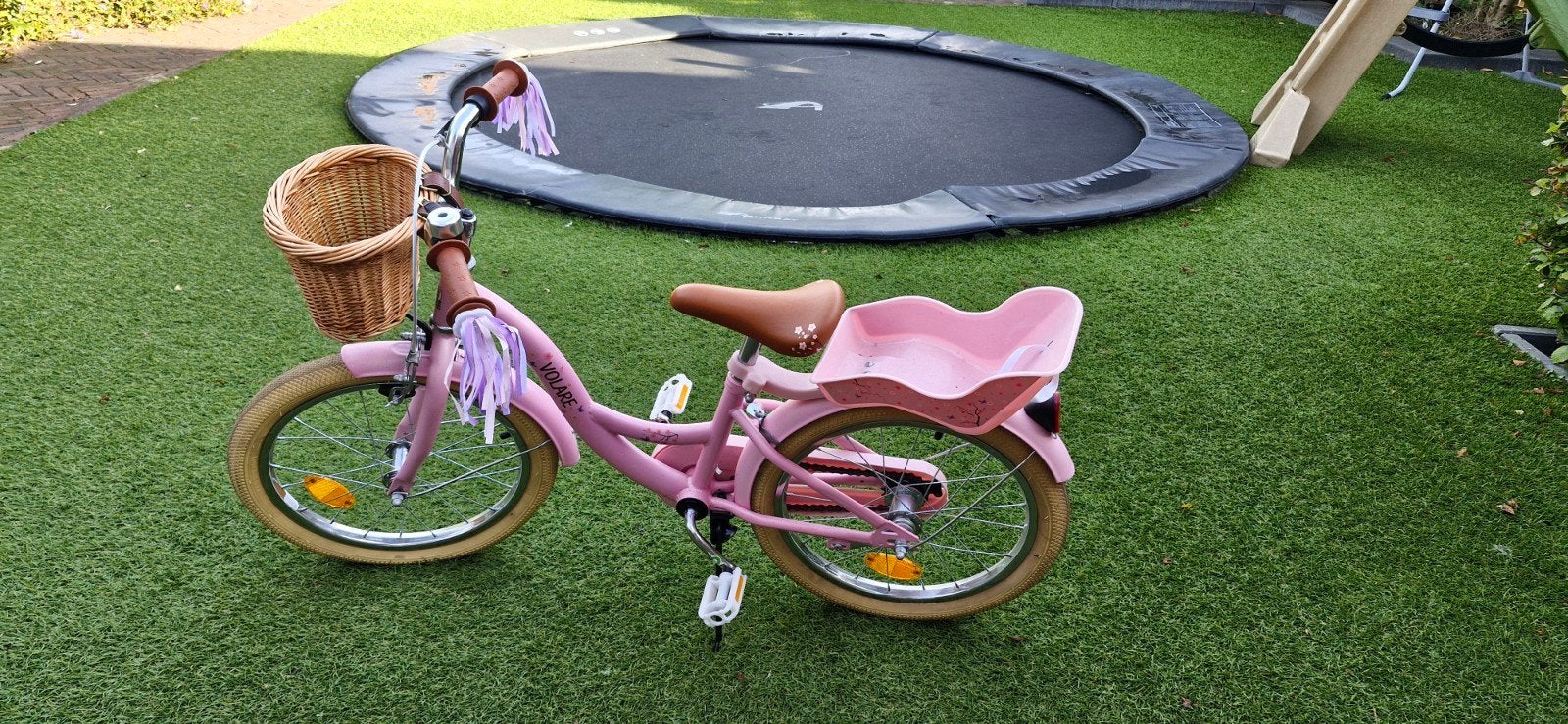 Roze kinderfiets 16 inch met mandje en poppenzitje, Ophalen, 16 tot 20 inch, Gebruikt, Onbekend