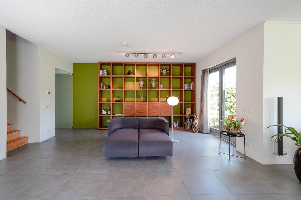 Riva design wandkast in Amerikaans notenhout, Huis en Inrichting, Ophalen, Gebruikt, 200 cm of meer, Met lade(s)