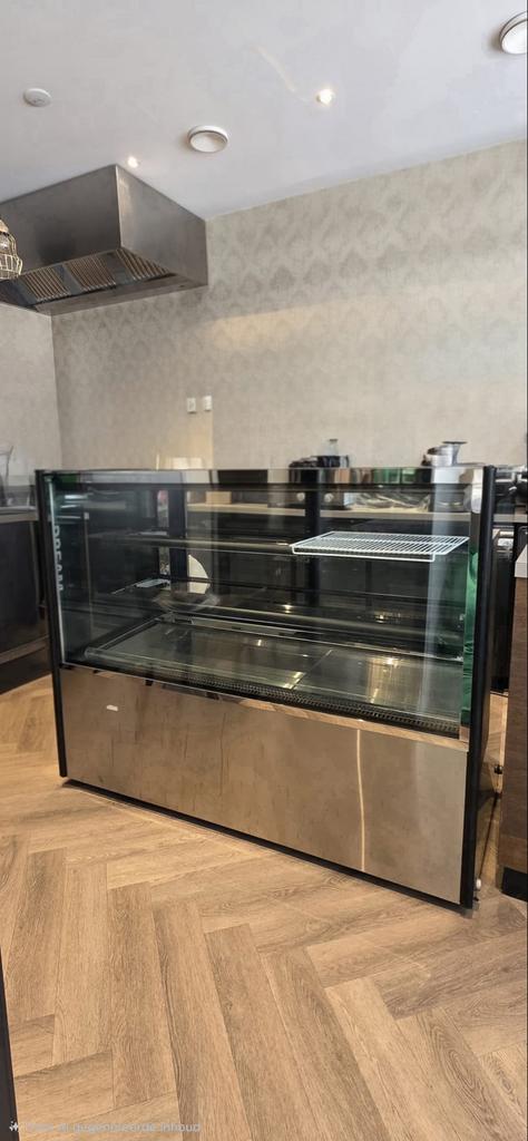 Professionele Koelvitrine - Ideaal voor Horeca, Ophalen of Verzenden, Gebruikt