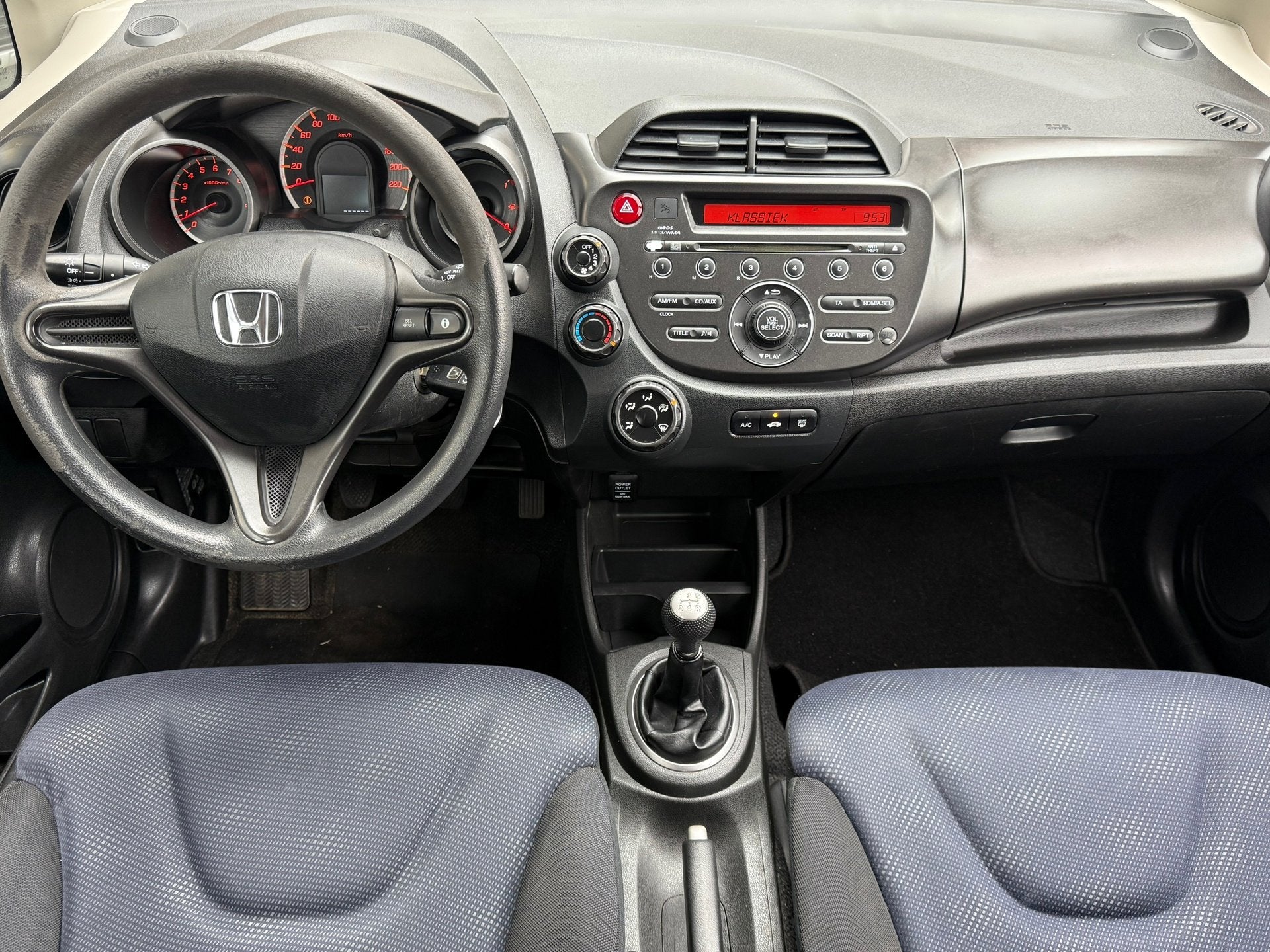 Honda Jazz 1.2 S 90pk AIRCO | ELEKTR PACK | NIEUW APK, Auto's, Voorwielaandrijving, Euro 5, Zwart, 4 cilinders