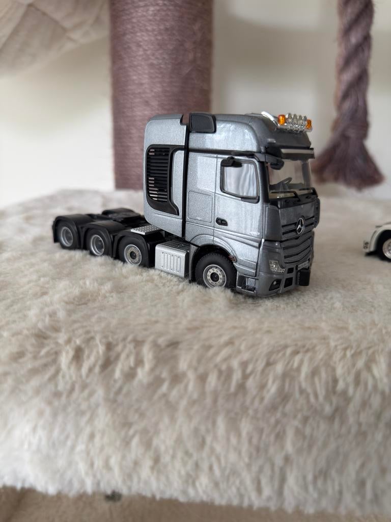 Trucks modellen, Hobby en Vrije tijd, Modelauto's | 1:50, Ophalen of Verzenden, Nieuw, Bus of Vrachtwagen, Wsi
