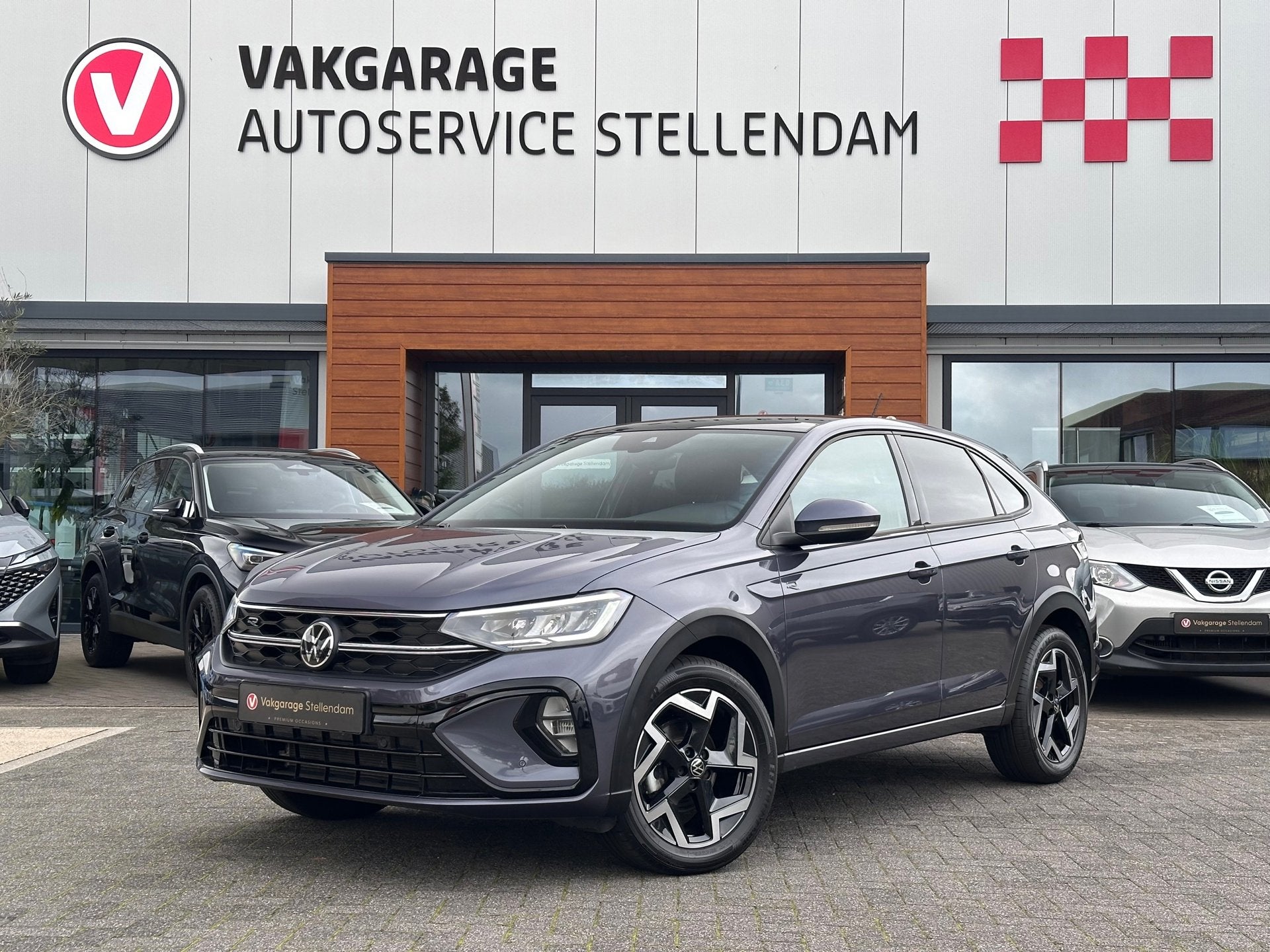 Volkswagen TAIGO 1.0 TSI R-Line Edition|Panodak|Adapt Cruise, Auto's, Voorwielaandrijving, Stof, Gebruikt, Euro 6