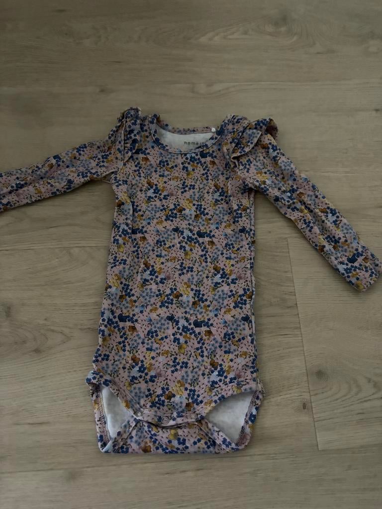 Name It romper met bloemenprint, maat 68, Ophalen of Verzenden, Zo goed als nieuw, Meisje, Nacht- of Onderkleding