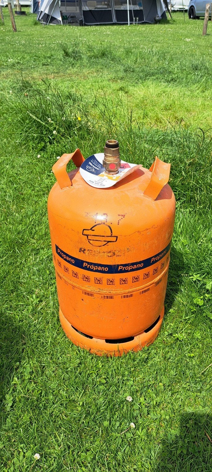 Spaanse gasfles, Ophalen