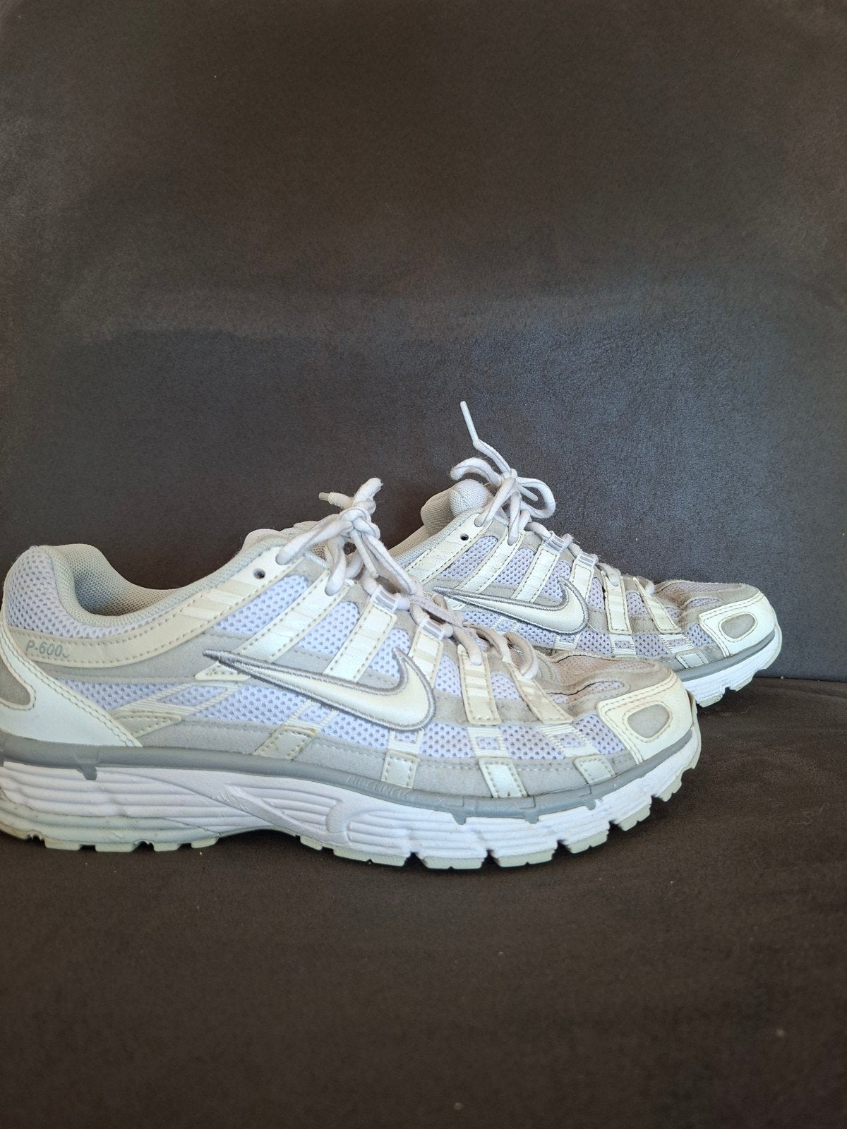Nike P2000, Wit, Nike, Ophalen of Verzenden, Sneakers of Gympen