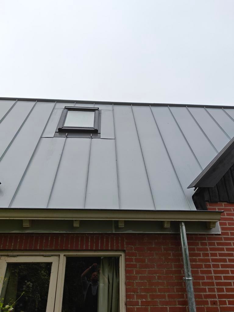 Klikfels dakplaten zilvergrijs 35x 4 meter 50cm werkend, Doe-het-zelf en Verbouw, Dakpannen en Dakbedekking, Nieuw, 15 m² of meer
