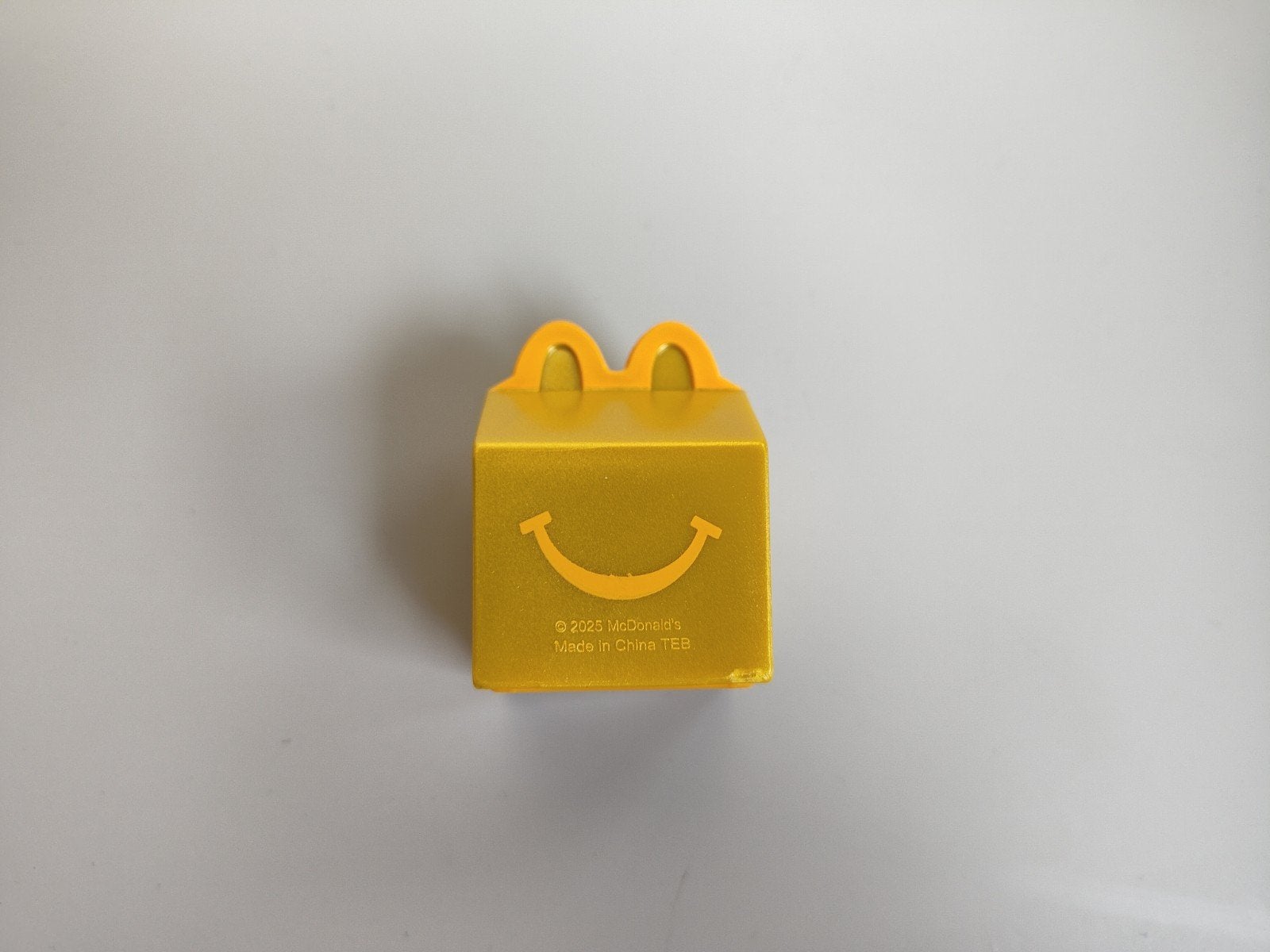 McDonald's Gouden Happy Meal Box met stikkers, Ophalen of Verzenden, Zo goed als nieuw