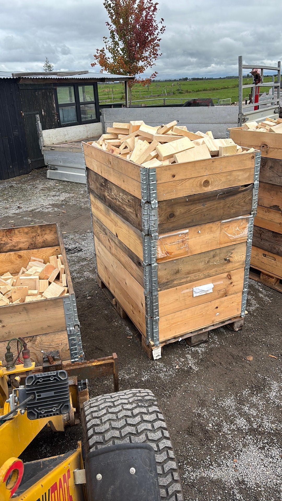 Vuren openhaardhout 1,2 kuub per bak, Minder dan 3 m³, Ophalen