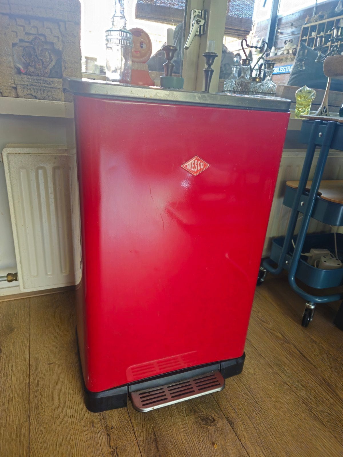 Wesco Prullenbak Rood - Gebruikt, 50 liter, 1 vak, Gebruikt, Met pedaal, 40 liter of meer, Ophalen of Verzenden