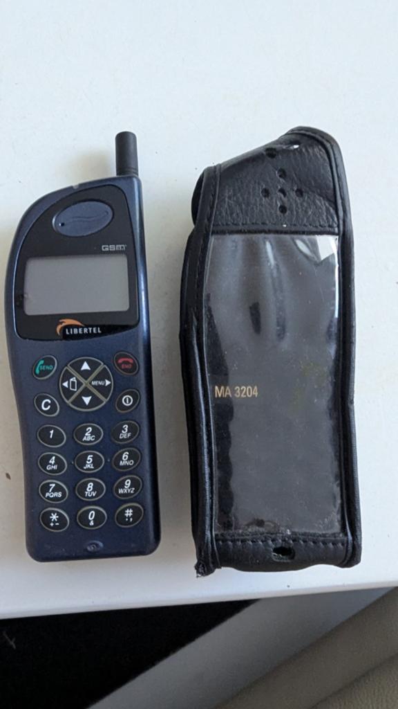 Libertel GSM Telefoon met Hoesje - Vintage Mobiele Telefoon, Telecommunicatie, Mobiele telefoons | Overige merken, Gebruikt, Geen camera