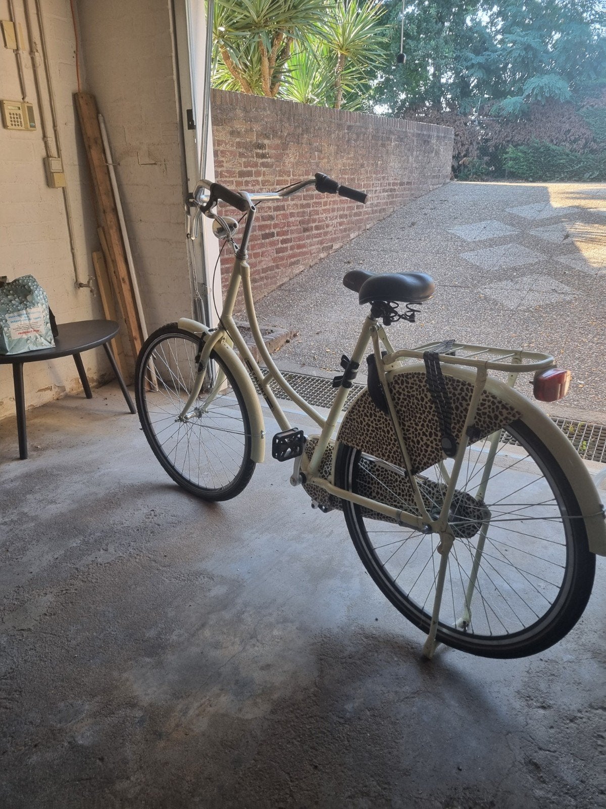Damesfiets met luipaardprint details en versnellingen, Terugtraprem, Versnellingen, Ophalen, Overige merken