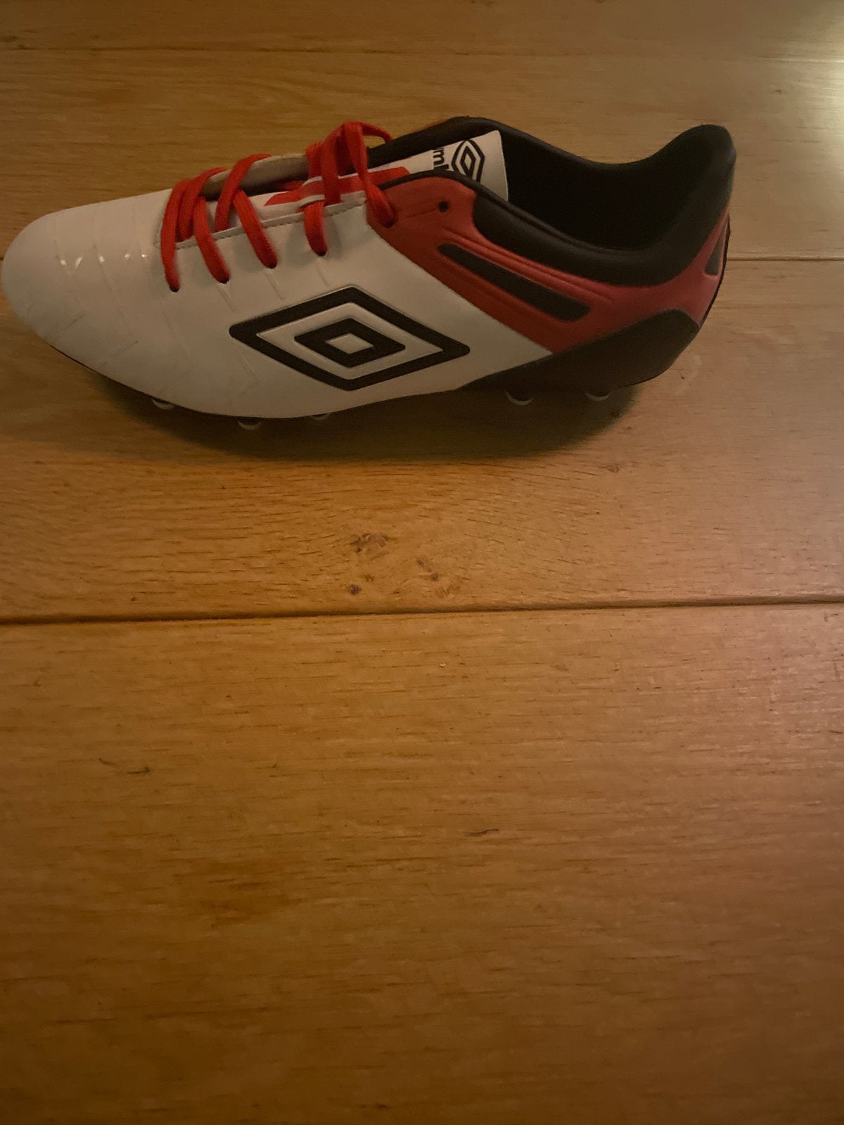 Umbro Voetbalschoenen Maat 44.5 - Perfecte Grip, Maat XS of kleiner, Ophalen of Verzenden, Gebruikt, Schoenen