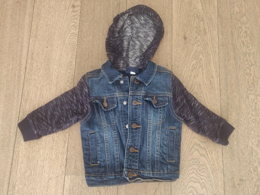 Spijkerjasje baby, maat 86, Kinderen en Baby's, Babykleding | Maat 86, Ophalen of Verzenden, Gebruikt, Meisje, Jasje