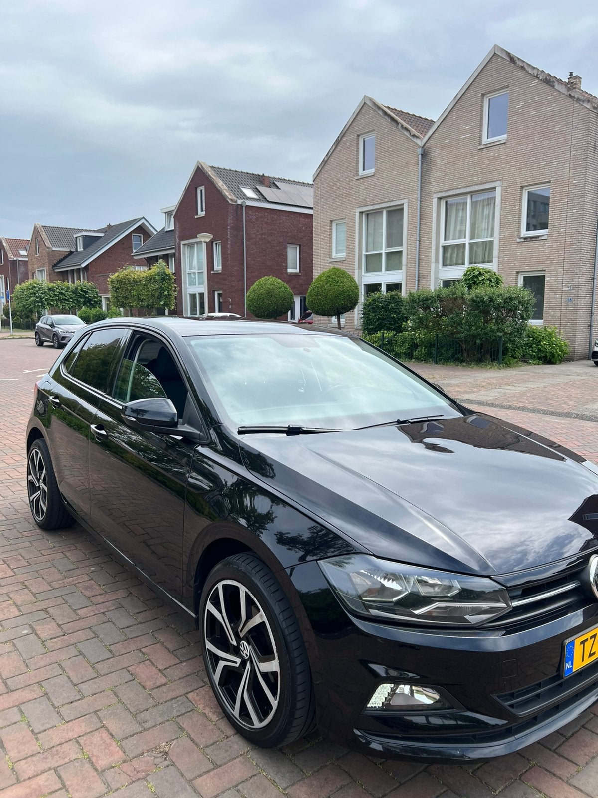 Volkswagen Polo 1.0 MPI 75pk 2018 Zwart, Auto's, 1005 kg, Zwart, Origineel Nederlands, Handgeschakeld