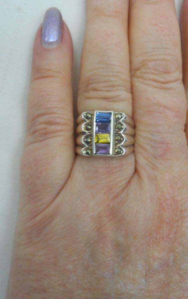 Zilveren vintage ring met gekleurde stenen maat 16.6 nr.273