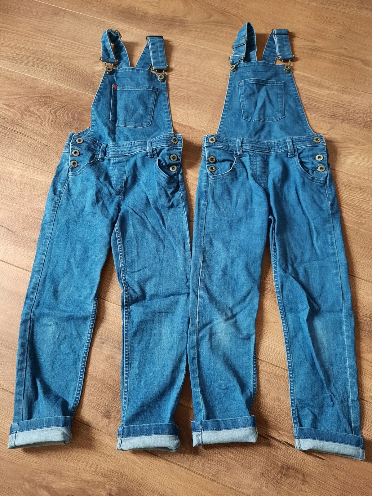 Tweeling meisjes tuinbroeken van Tygo en Vito maat 128, Ophalen of Verzenden, Zo goed als nieuw, Kleding