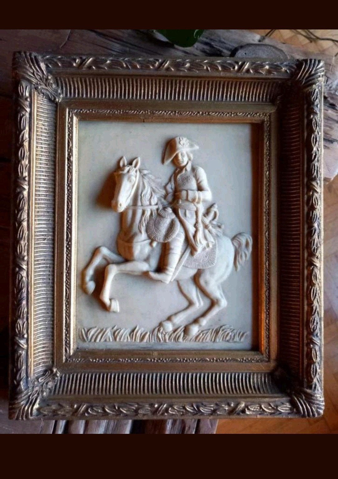Antiek Napoleon Resin Reliëf in Lijst - Roe Bros., Ophalen of Verzenden