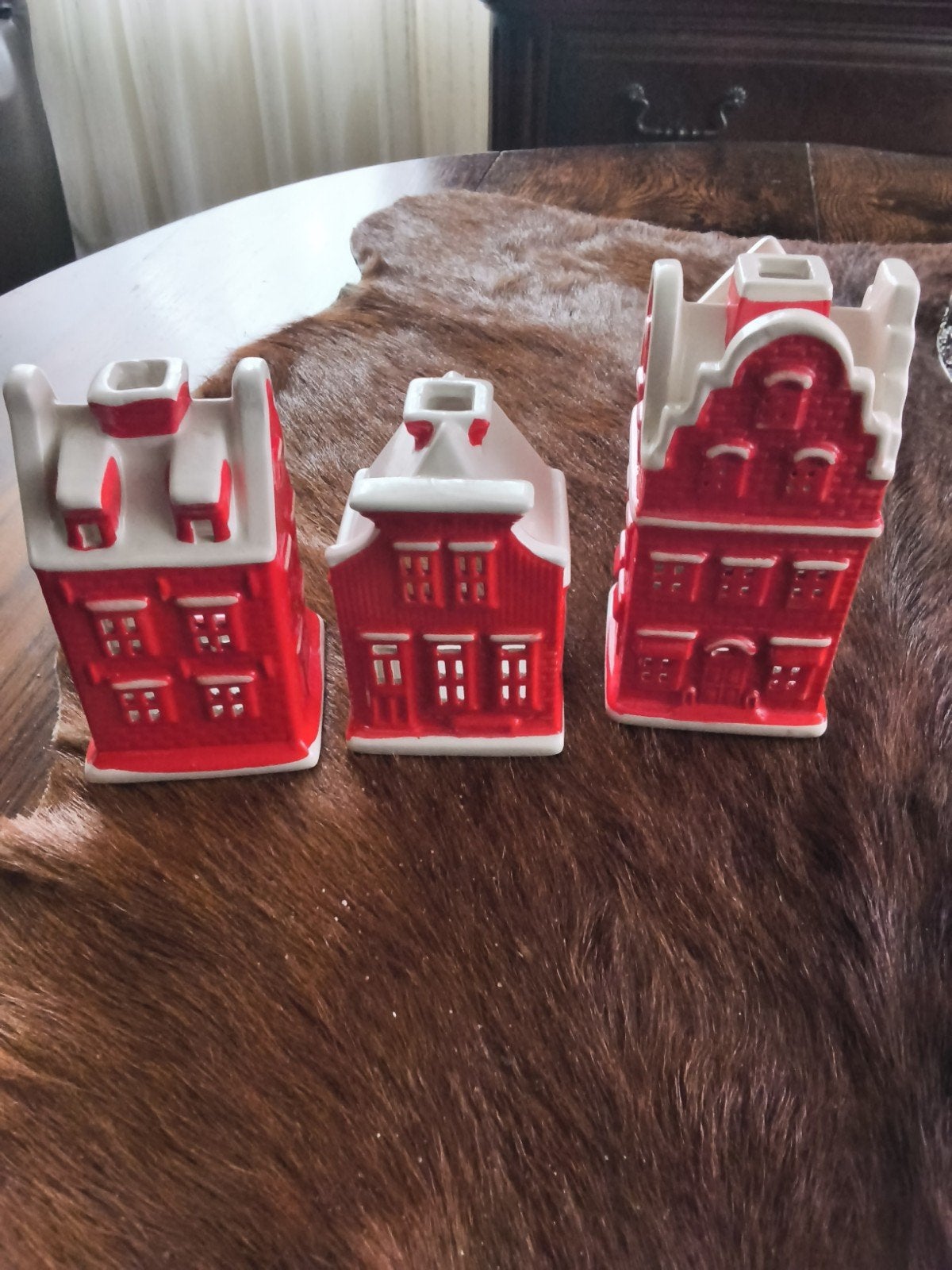 Set van 3 rode  huisjes postcodeloterij 5   6   7, Ophalen of Verzenden, Zo goed als nieuw