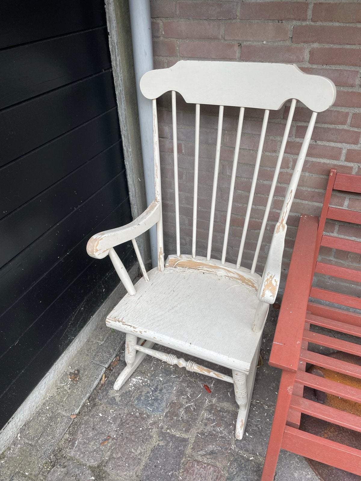 Gratis schommelstoel, opknapper, Ophalen, Gebruikt, Wit, Eén