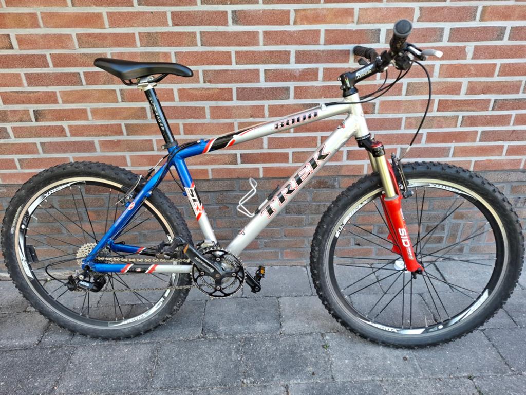 Trek 8000 SLR, Fietsen en Brommers, Fietsen | Mountainbikes en ATB, Ophalen, Hardtail, Velgrem, 45 tot 49 cm