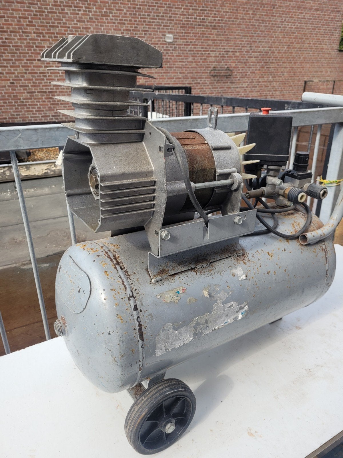 Brown compressor, Doe-het-zelf en Verbouw, Ophalen of Verzenden, Gebruikt