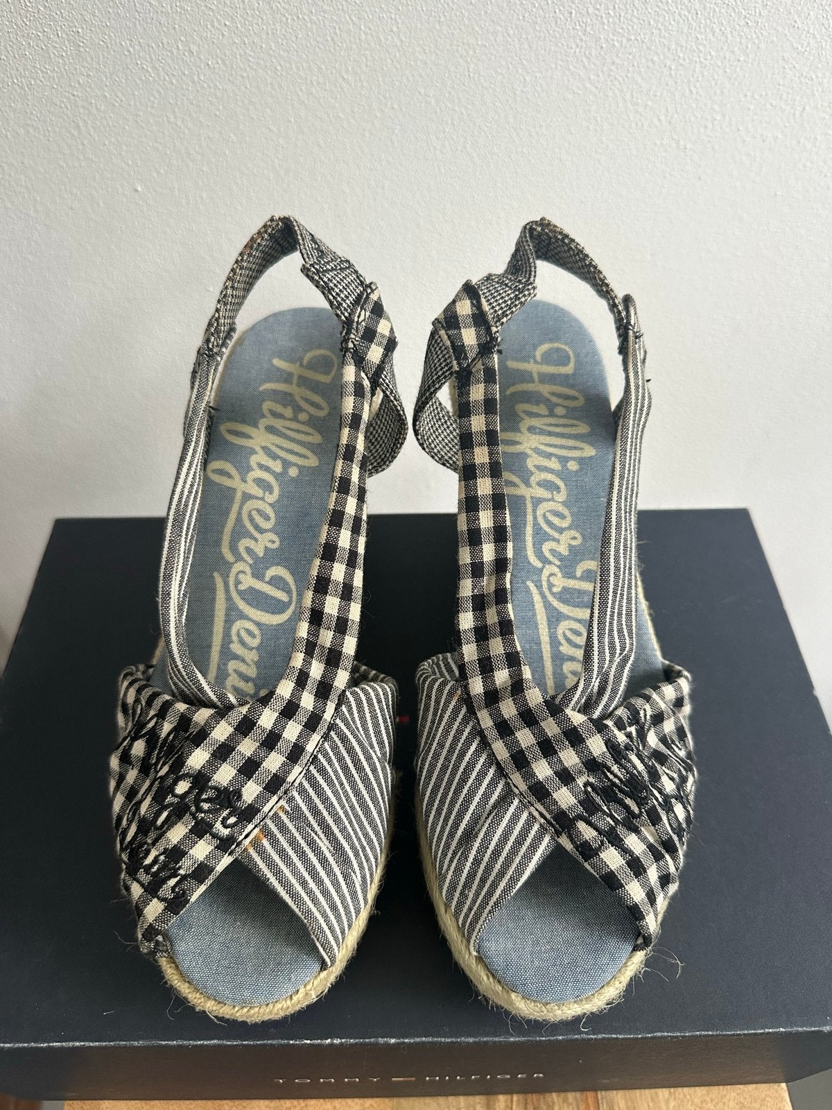 Tommy Hilfiger Denim Espadrilles - Maat 38, Ophalen of Verzenden, Zo goed als nieuw, Zwart, Espadrilles of Moccasins