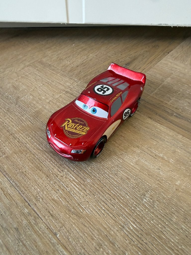 Heel goed Disney Pixar pullback Lightning McQueen 1:55 auto, Ophalen of Verzenden, Zo goed als nieuw