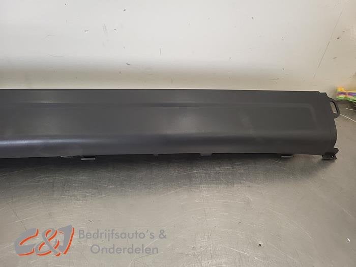 Achterbumper van een Renault Master (ZWART), -, Renault, -, Nieuw