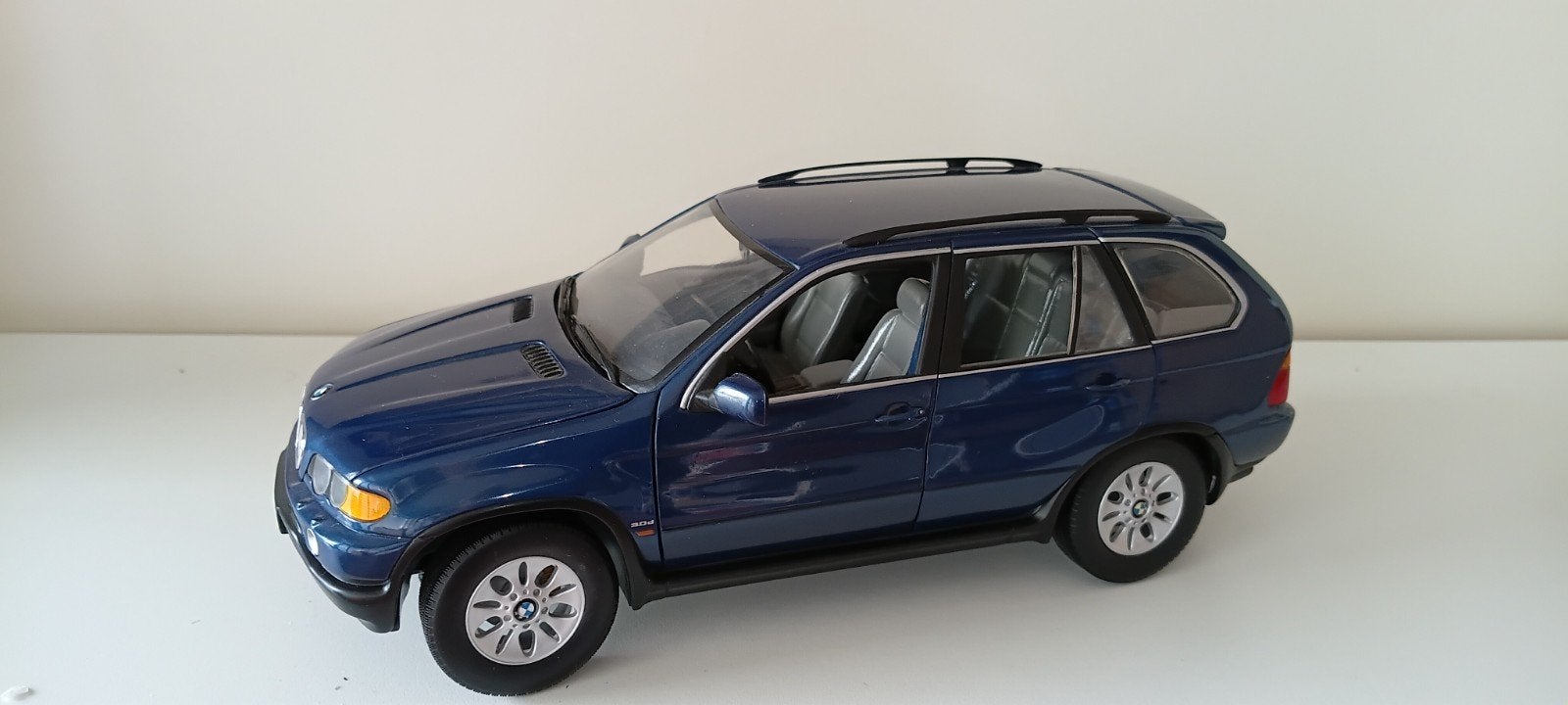 BMW X5 3.0 D Kyosho., Hobby en Vrije tijd, Modelauto's | 1:18, Ophalen of Verzenden, Nieuw, Auto, Kyosho