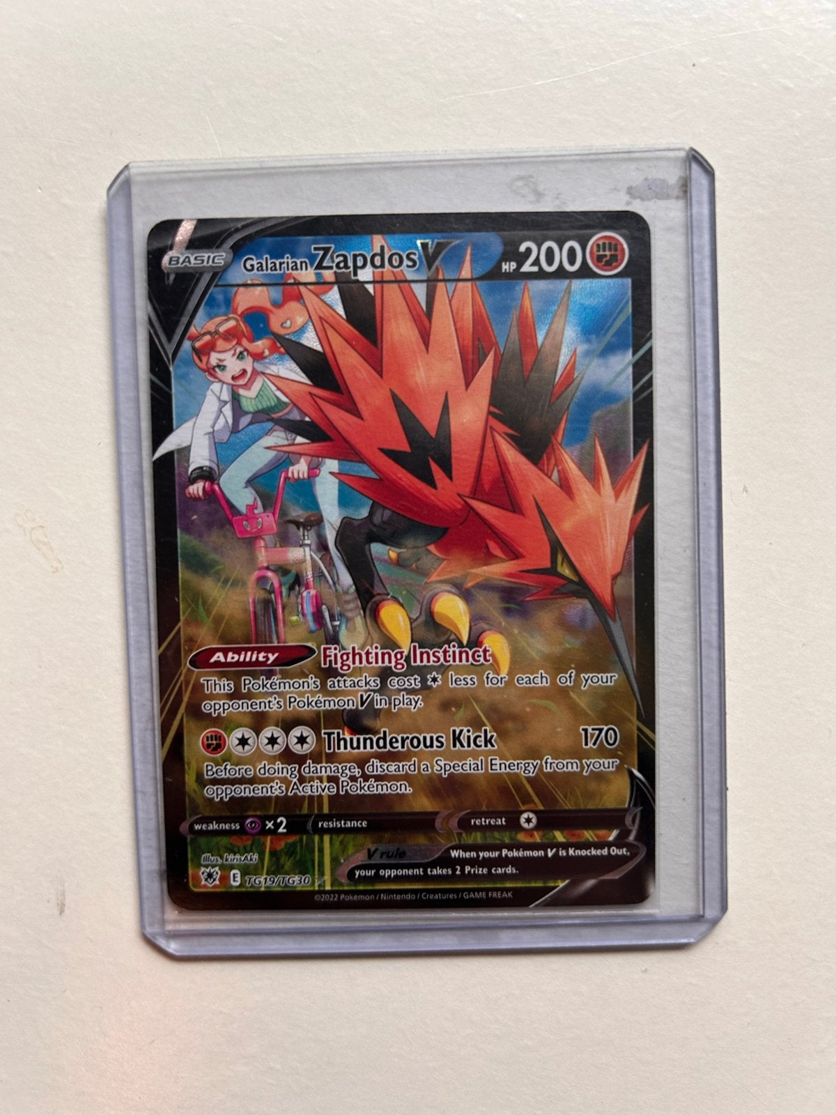 Pokémon TCG: Galarian Zapdos V (Full Art) - Zo goed als nieu, Ophalen of Verzenden, Zo goed als nieuw, Losse kaart