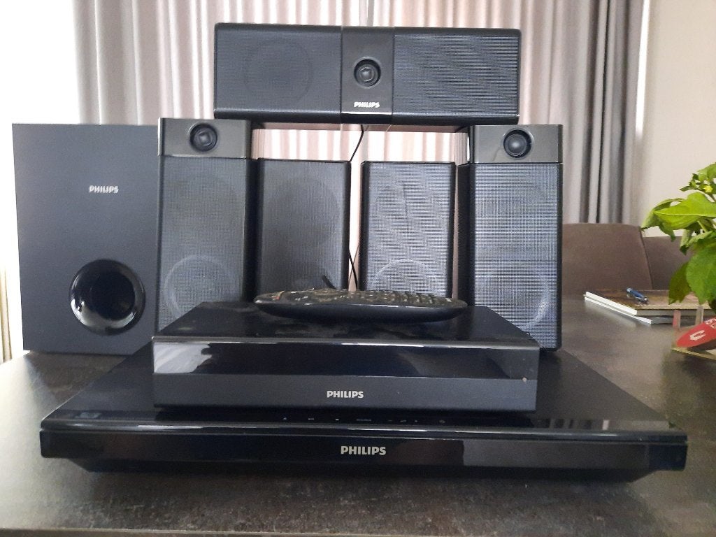 Philips HTB5520G/12  3D Blu-ray home cinema, Audio, Tv en Foto, Ophalen, Philips, Blu-ray-speler, 70 watt of meer